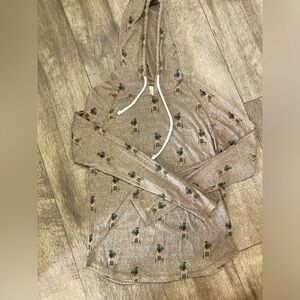 NWOt Alpha Beta women’s S pug print long sleeve hooded tee